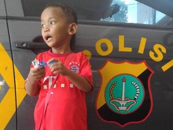 Kenakan Jersey Bayern Munchen, Anak Laki-laki Ditemukan di Pasar Lenteng Agung