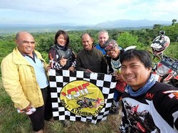 Minggu Ketiga Viar Jelajah Indonesia Timur: Mengunjungi Negeri Tetangga