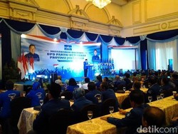 Soekarwo Kembali Pimpin Demokrat Jatim Periode 2016-2021