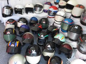 Begini Caranya Merawat Helm dengan Benar