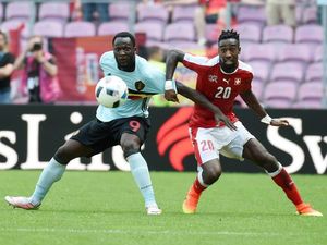 Belgia Kalahkan Swiss 2-1