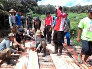 KKN Akpol, Akmil dan IPDN di Pangkalpinang: Bangun Jembatan Hingga Rumah