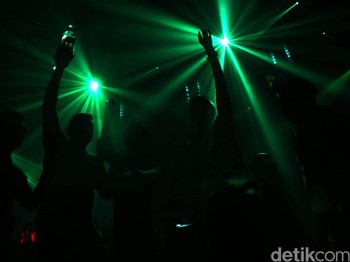 Mati Suri Dunia Malam Jakarta