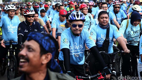 BJB Gelar Funwalk dan Gowes Bersama
