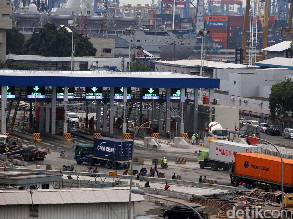 Sempat Bermasalah, Sistem Pintu JICT Sudah Normal Lagi Sempat Bermasalah, Sistem Pintu JICT Sudah Normal Lagi