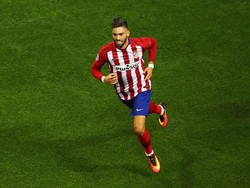 Cerita Carrasco: Cetak Gol, lalu Kecup Pacar