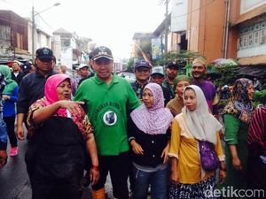 Pasca Kebakaran Pasar Besar, Wali Kota Anton Minta Pedagang Direlokasi Pasca Kebakaran Pasar Besar, Wali Kota Anton Minta Pedagang Direlokasi