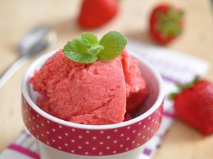 Wah, Resto Berbintang Michelin Ini Sajikan Sorbet di Atas Sendal Jepit!