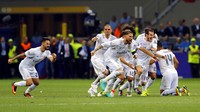 Los Blancos kembali sukses menundukkan Atletico, rival sekota sekaligus lawan mereka di final dua tahun lalu. Stefan Wermuth/Reuters/detikFoto.