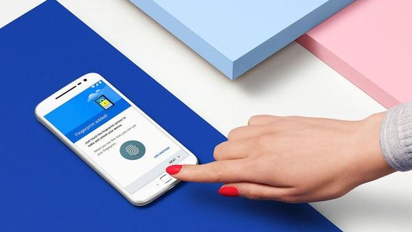 Trio Moto G4 Tampil Menggoda