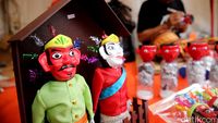 Miniatur Ondel-ondel dari Barang Bekas