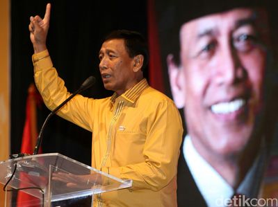 Wiranto Buka Munas Srikandi Hanura
