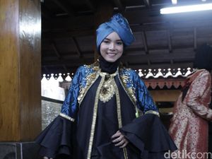 Kritik Membangun dari Ustad Maulana untuk Finalis Sunsilk Hijab Hunt 2016 Kritik Membangun dari Ustad Maulana untuk Finalis Sunsilk Hijab Hunt 2016