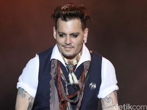 Johnny Depp Ingin Segera Cerai dari Amber Heard