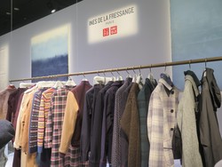Yang Spesial dari Koleksi Ines de la Fressange untuk Uniqlo Tahun Ini