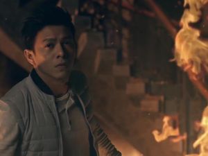 Mengintip Potongan Sajadah Panjang NOAH