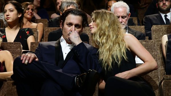 Amber Heard Disebut KDRT Johnny Depp hingga Jarinya Putus
