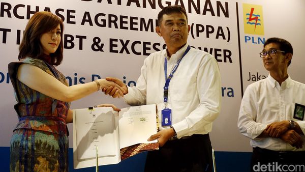 PLN Teken 18 Kontrak Jual-Beli Listrik Energi Terbarukan