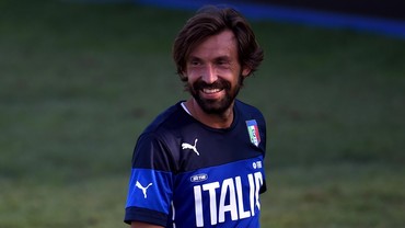 Keindahan Sepakbola yang Berhasil Pirlo Lukiskan Melalui Kata-kata