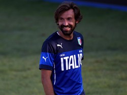 Keindahan Sepakbola yang Berhasil Pirlo Lukiskan Melalui Kata-kata
