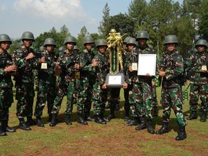 Pratu Betmen Pecahkan Rekor Waktu Tercepat Lomba Lari di TNI AD