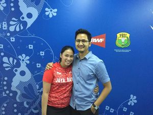 Pia Zebadiah Gantung Raket