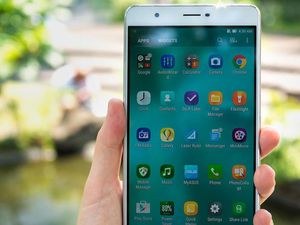 Kenalan dengan Si Bongsor ZenFone 3 Ultra Kenalan dengan Si Bongsor ZenFone 3 Ultra