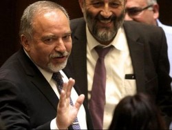 Lieberman Dilantik Jadi Menteri Pertahanan Israel