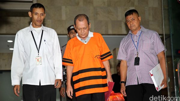 Badaruddin Amsori Diperiksa KPK Selama 9 Jam