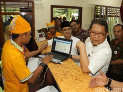 Wahai Ibu-ibu, Anda Punya Peran Penting Tepis Dampak Buruk Internet