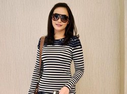 Christy Jusung Didesak Akhiri Masa Janda