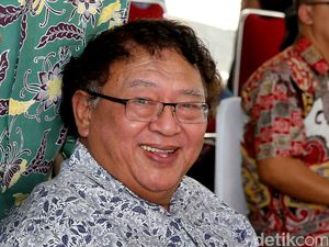 Sosok Wimar Witoelar: Pembawa Acara hingga Jubir Gus Dur Sosok Wimar Witoelar: Pembawa Acara hingga Jubir Gus Dur