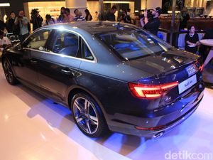 8 Unit All New Audi A4 Langsung Ludes Terjual 8 Unit All New Audi A4 Langsung Ludes Terjual