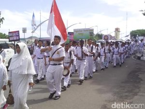 Sambut Ramadan, Ribuan Pelajar di Banda Aceh Pawai Keliling Kota
