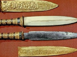 Kisah Mumi Raja Tut dan Belati dari Luar Angkasa