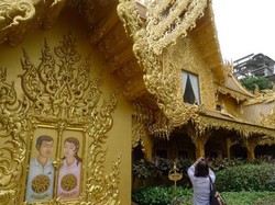 Unik! Toilet Berlapis Emas di Thailand