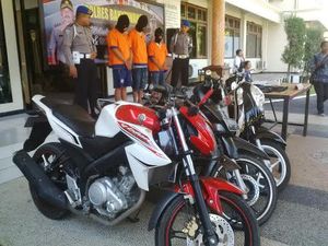 Polres Banyuwangi Bentuk Satgas Antisipasi Street Crime Polres Banyuwangi Bentuk Satgas Antisipasi Street Crime