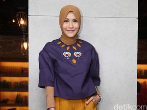 Tips Zaskia Mecca Tetap Sabar Ajari Anak Belajar di Rumah