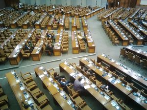 Begini Sepinya Paripurna DPR Bahas RUU Pilkada, Tersisa 107 Wakil Rakyat