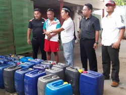 Polisi Amankan Pensiunan TNI yang Produksi Ciu di Demak