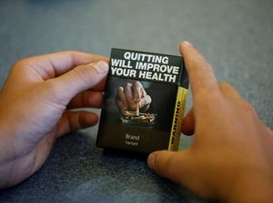 Aturan Kemasan Polos Rokok Disebut Rugikan Konsumen Aturan Kemasan Polos Rokok Disebut Rugikan Konsumen