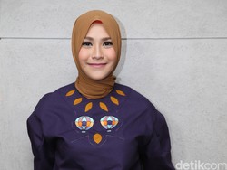 Curhat Zaskia Adya Mecca yang Tak Ingin Memanjakan Anak