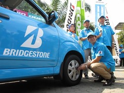 Mau Isi Angin Ban, Baiknya Pakai Nitrogen