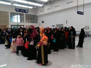 KJRI Jeddah Pulangkan 244 WNI Overstayer di Arab Saudi KJRI Jeddah Pulangkan 244 WNI Overstayer di Arab Saudi