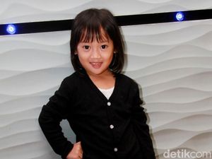 Centilnya Putri Rian dMasiv
