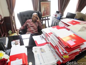 Jadi Pengurus Demokrat, Ketua Bawaslu Kota Pematangsiantar Dipecat