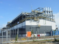 Jokowi Resmikan PLTMG Terbesar di RI