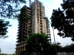 Kronologi Robohnya Gedung Kosong di Bintaro