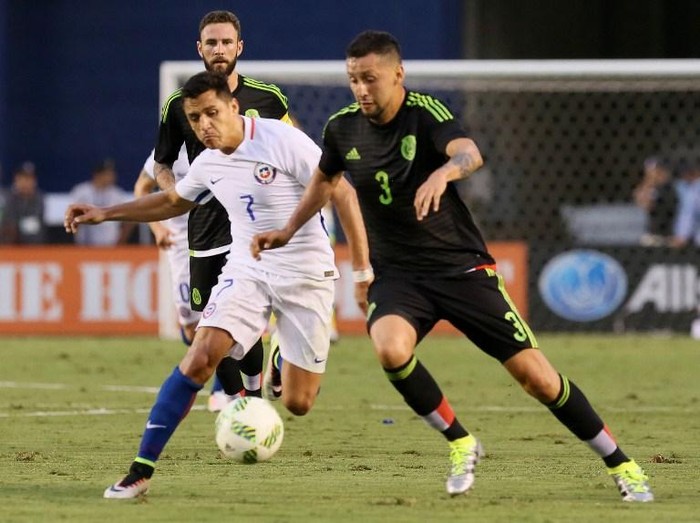Gol Tunggal Chicharito Menangkan Meksiko atas Chile