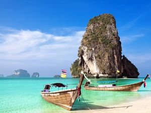 4 Alasan Kamu Harus Melancong Selain ke Bangkok di Thailand